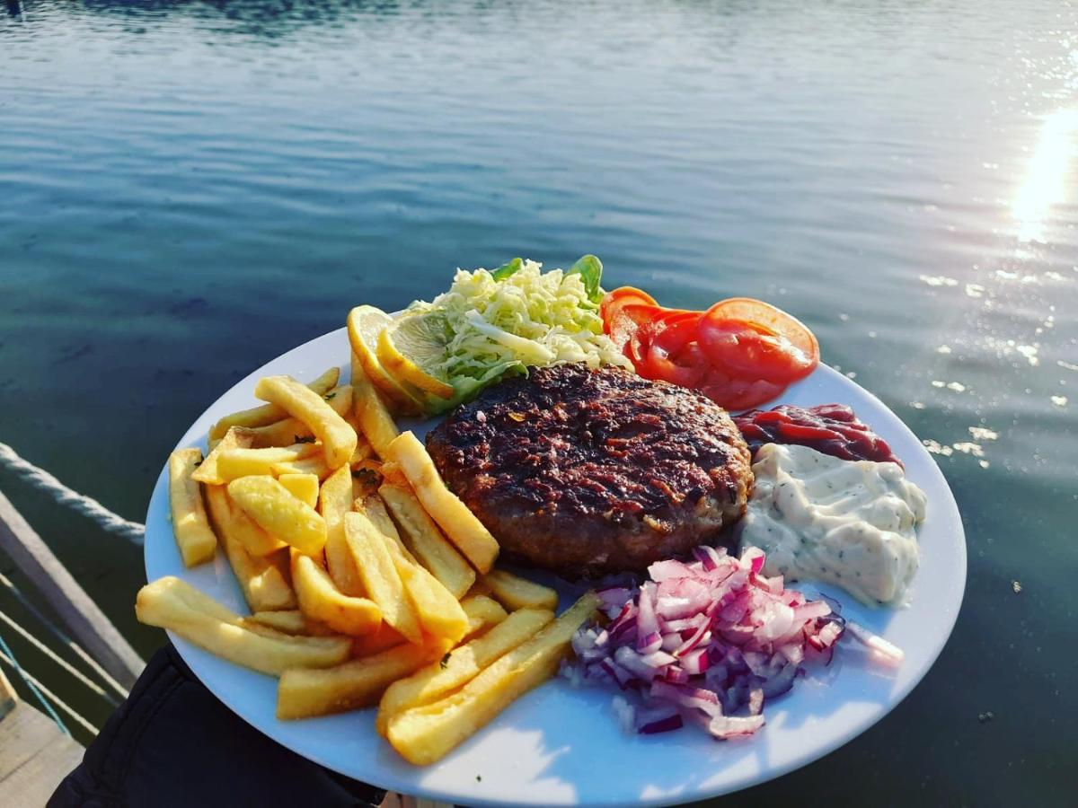La Pescador Dd Ξενοδοχείο Berzasca Εξωτερικό φωτογραφία